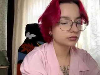 Freechat slyvia_mcclellon on Flirt4Free