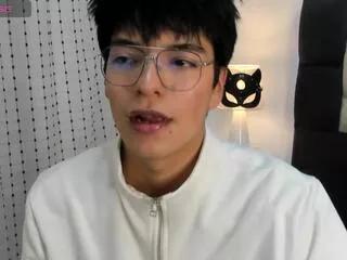 sweet_savage from Flirt4Free