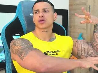 titan_jones from Flirt4Free