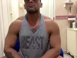 vitto_hammer from Flirt4Free