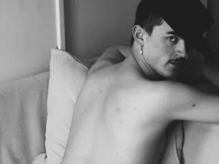 william_gramain from Flirt4Free