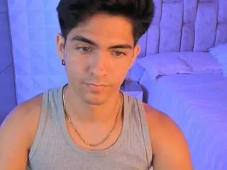 Offline zack_bonett on Flirt4Free
