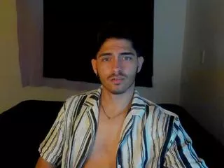 Offline zack_bonett on Flirt4Free