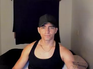 Offline zack_bonett on Flirt4Free