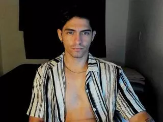 Offline zack_bonett on Flirt4Free