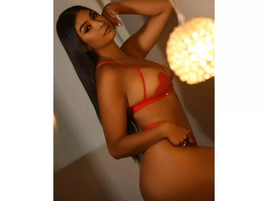 EmmilyCoopers from Streamate