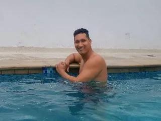 tommyban18 from Streamate