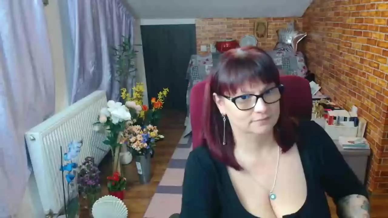 hellen37 from Streamray