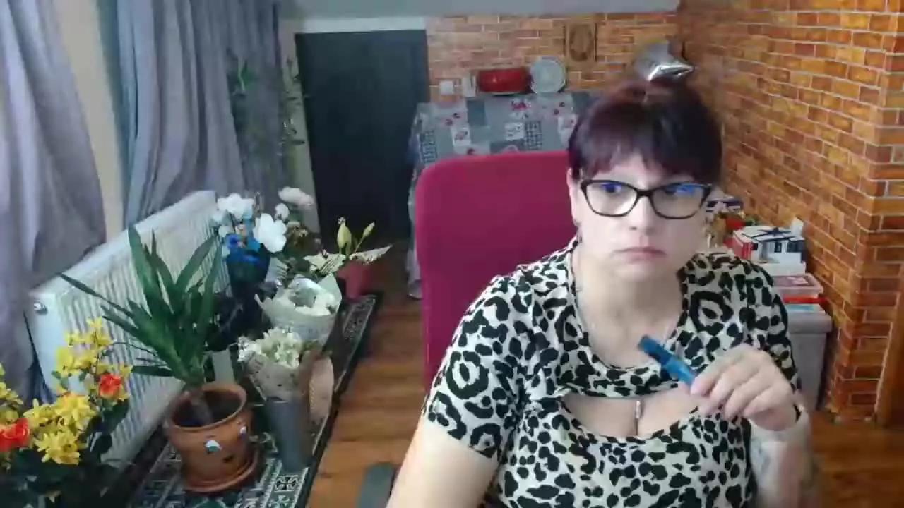 hellen37 from Streamray