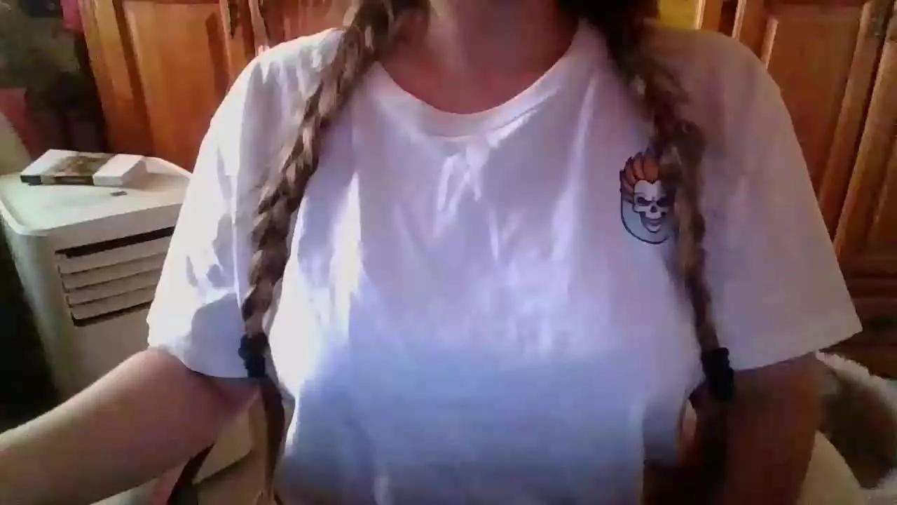 littlesara21 from Streamray