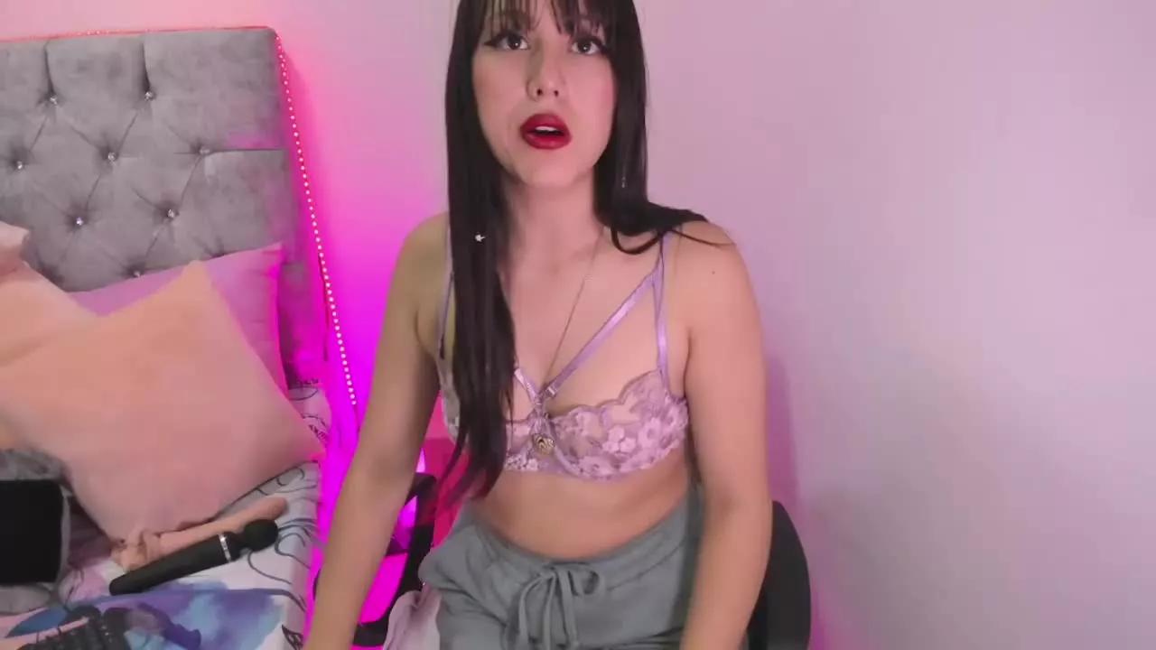 MaddyMills from Streamray