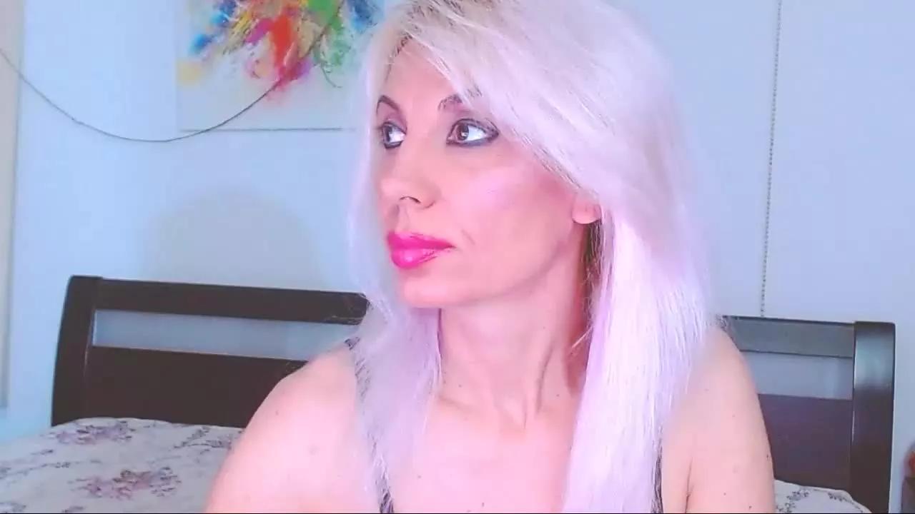 MissLaraHoney from Streamray