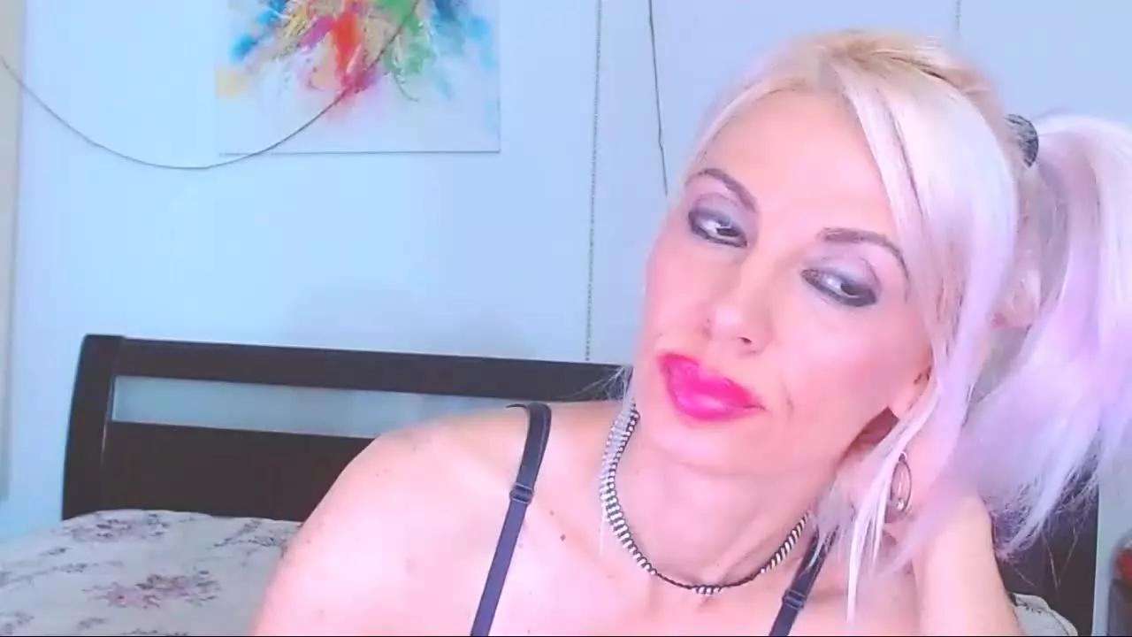 MissLaraHoney from Streamray