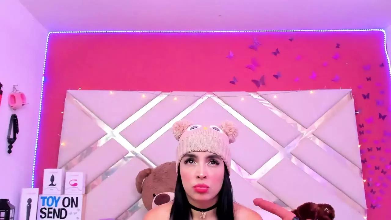 SaraSstonee from Streamray