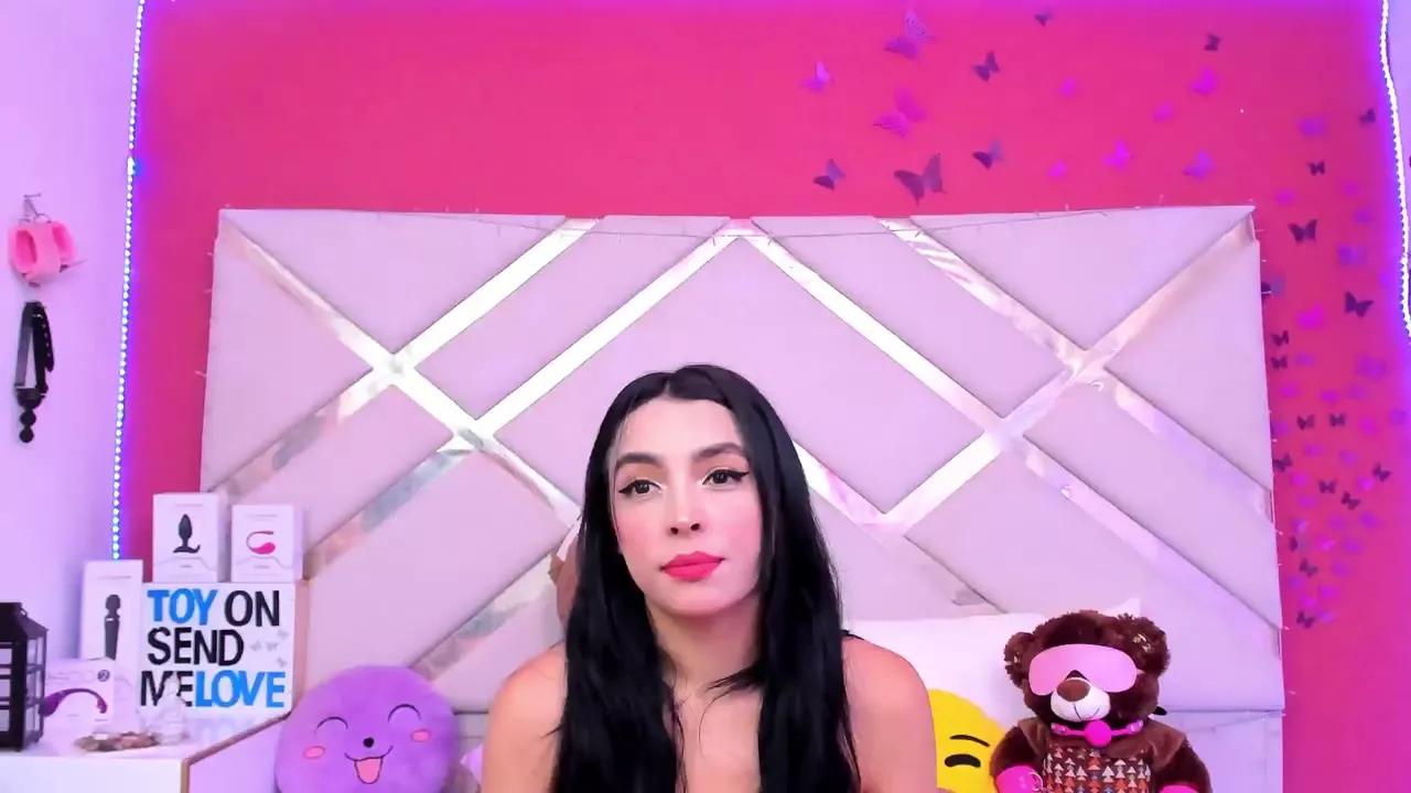 SaraSstonee from Streamray