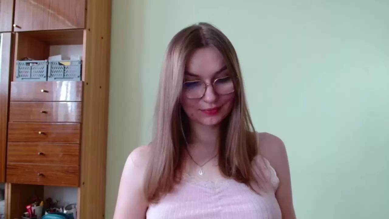 tastyELLYY from Streamray