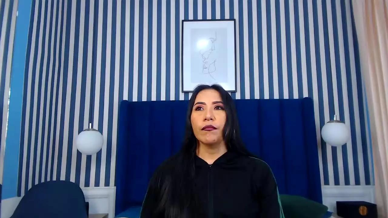 Vivivenne54 from Streamray