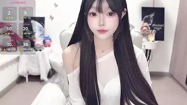 -EEBABY from StripChat is Freechat