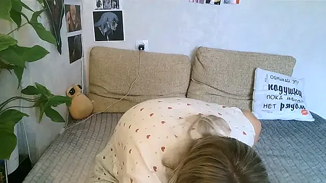 -GoldenGirl- on StripChat