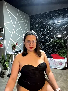 Offline 1aquaticangel69 on StripChat