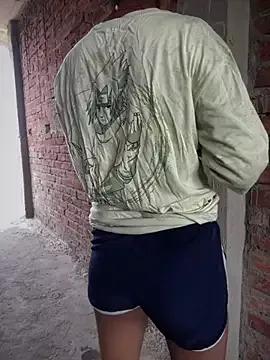 4U143 from StripChat is Freechat