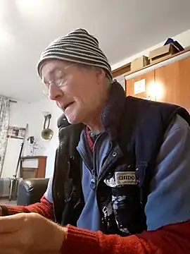 Offline 60philippe on StripChat