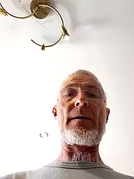 Offline 60philippe on StripChat