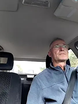 Offline 60philippe on StripChat