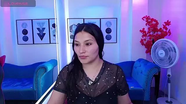 __emmag from StripChat