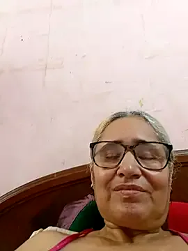 Offline _candi on StripChat