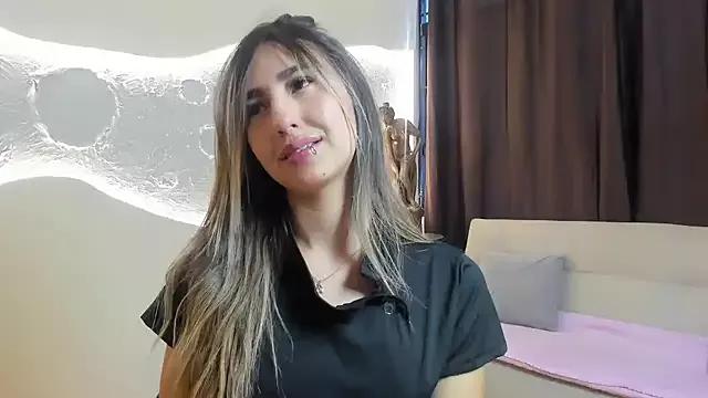 _Emma_Valka from StripChat