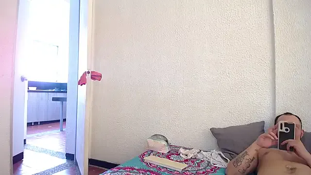 _joanne_and_oliver_ on StripChat