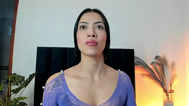 AbbieJoness_ on StripChat 