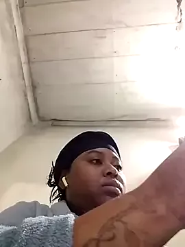 Offline AcetousAbb on StripChat