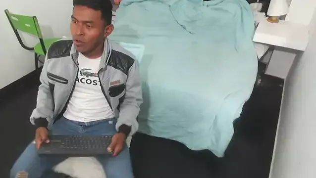 Offline Adam_Morgan2 on StripChat