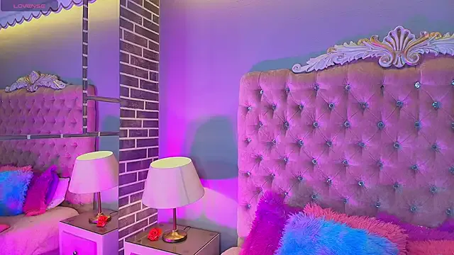 StripChat AdelaineBest is Freechat AdelaineBest — Rub your cock with My tongue