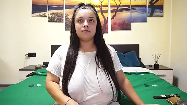 Offline adelline on StripChat