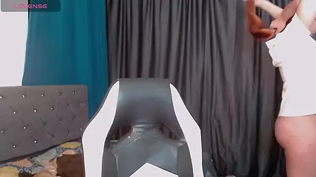 AdharaaMoon from StripChat