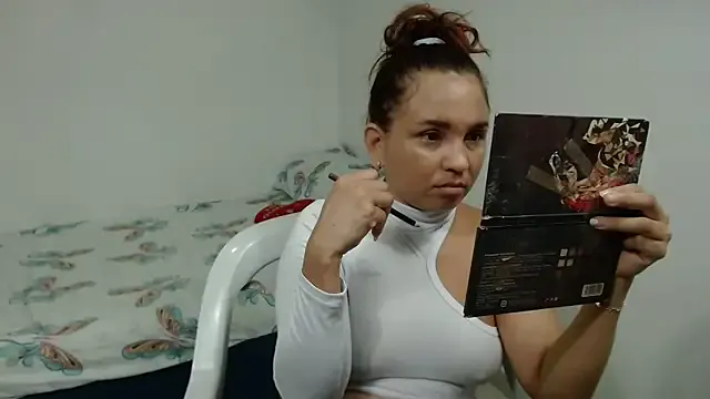 Offline Agatha_browser on StripChat