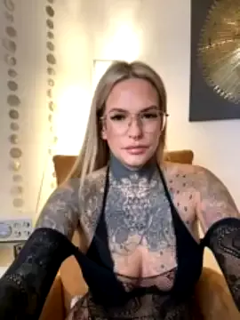 Offline AileenInkOfficial on StripChat