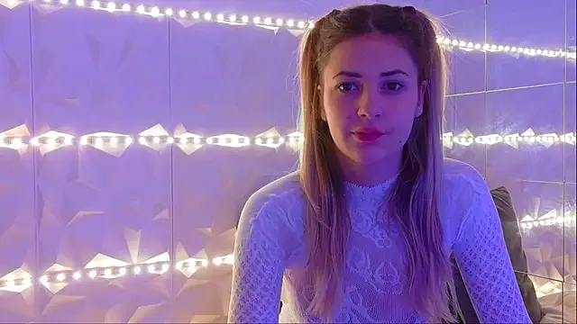 Offline Aishha_ on StripChat