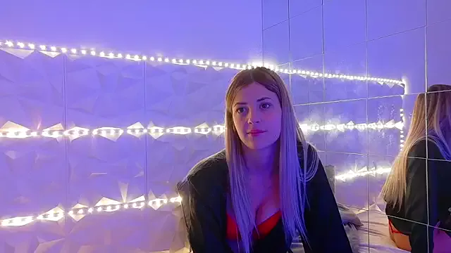 Offline Aishha_ on StripChat