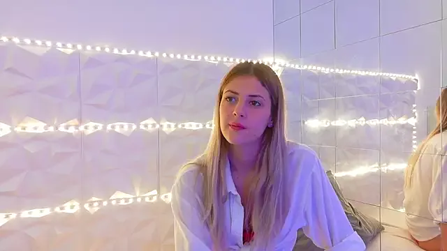 Offline Aishha_ on StripChat