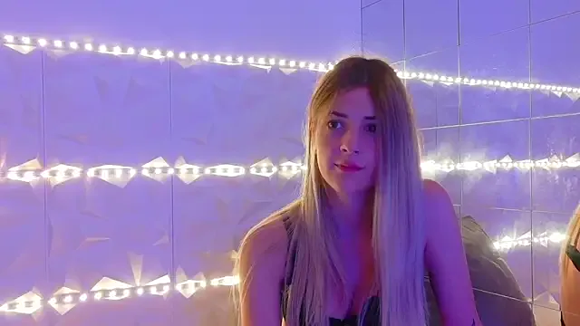 Offline Aishha_ on StripChat