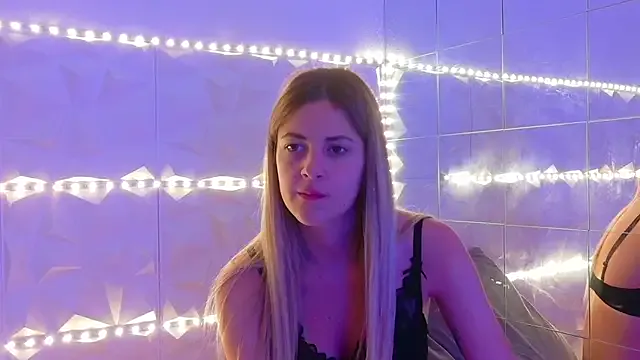 Offline Aishha_ on StripChat