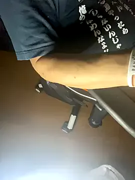 Offline AKI09aki on StripChat