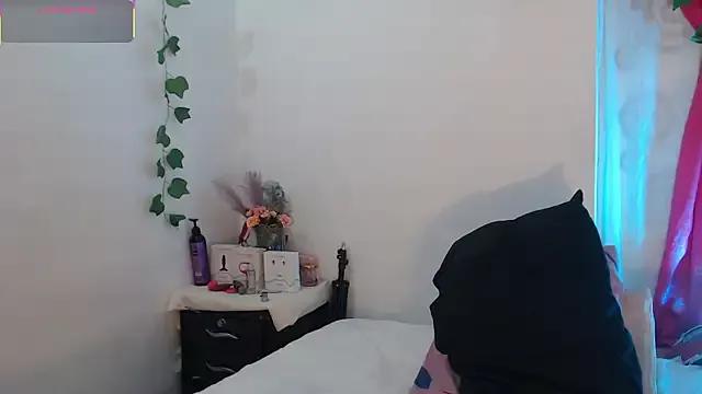 alaia_sweetxxx from StripChat