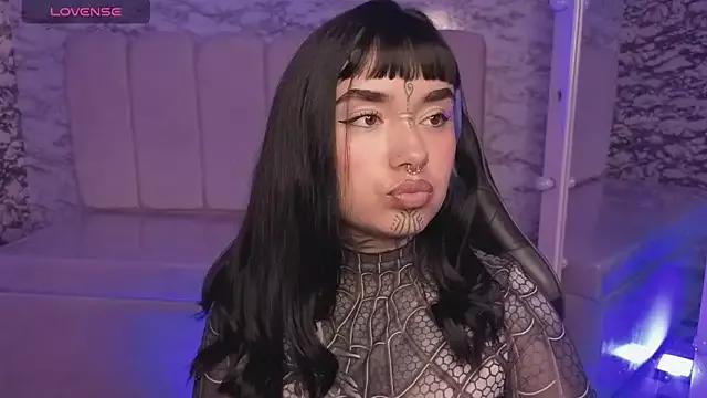 alana18_v from StripChat