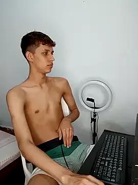 Alayn_sexy_ayes from StripChat is Freechat