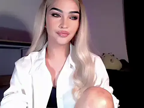 Offline Alicegreenexx on StripChat